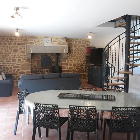 De La Houssiere Casa de Férias Joue-du-Bois